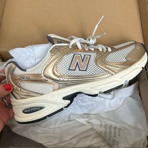 NEW NEW BALANCE MR530LA